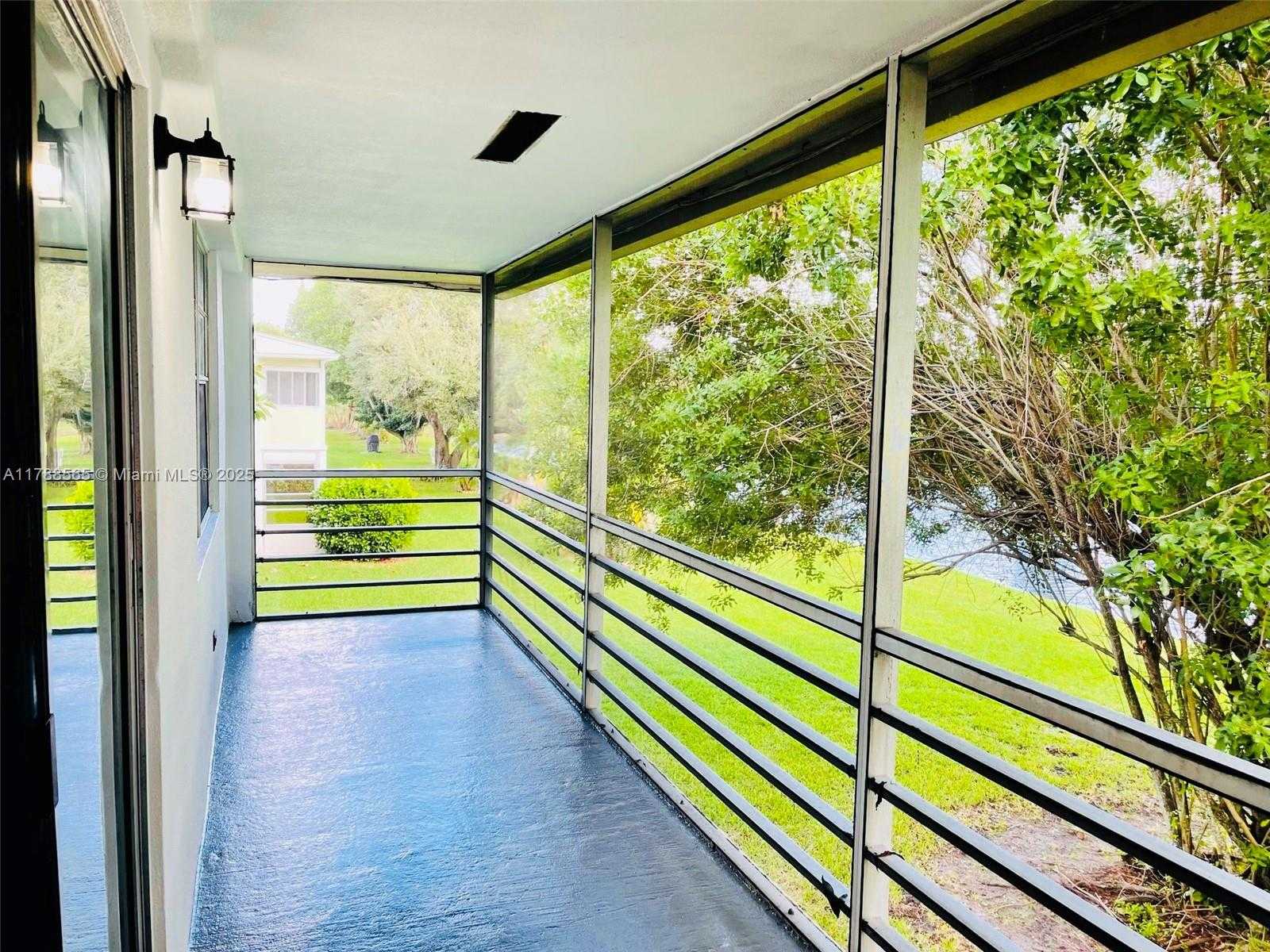Small Image of 497 WEST TILFORD W #W, Deerfield Beach Number 9