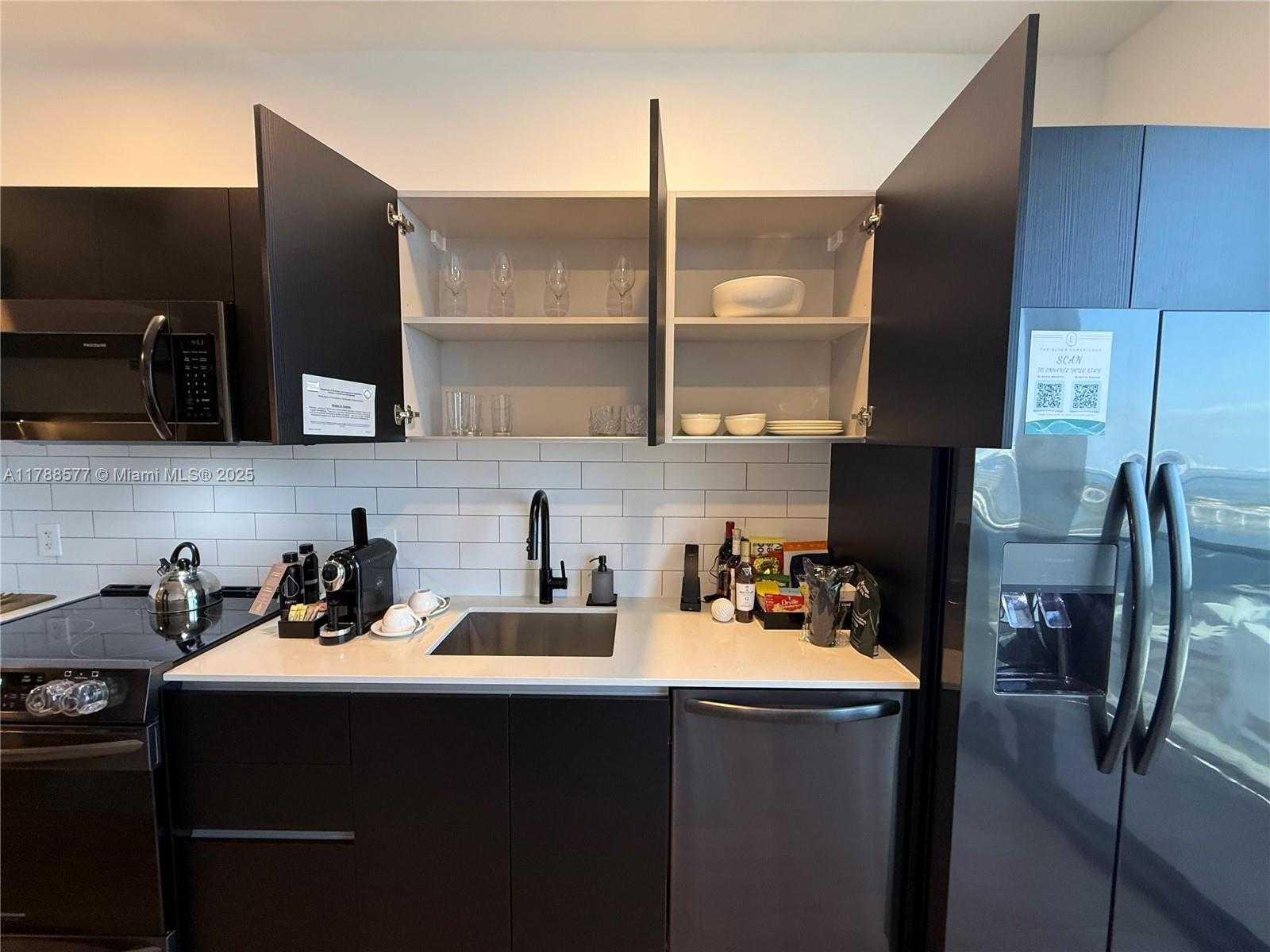 Small Image of 398 NORTH EAST 5TH ST #2805, Miami Number 14