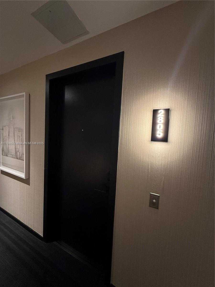 Small Image of 398 NORTH EAST 5TH ST #2805, Miami Number 6