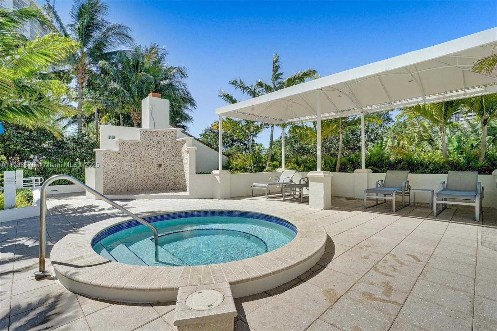 Small Image of 3000 ISLAND BLVD #706, Aventura Number 29