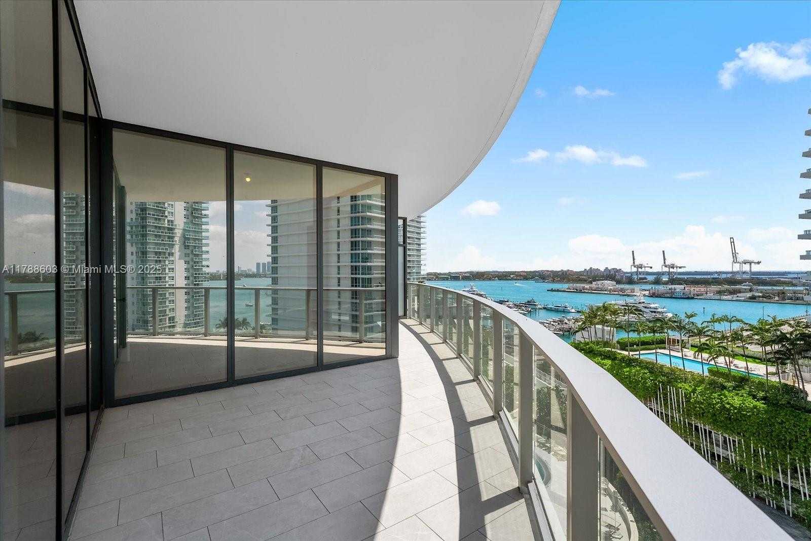 Small Image of 500 ALTON RD #1105, Miami Beach Number 12