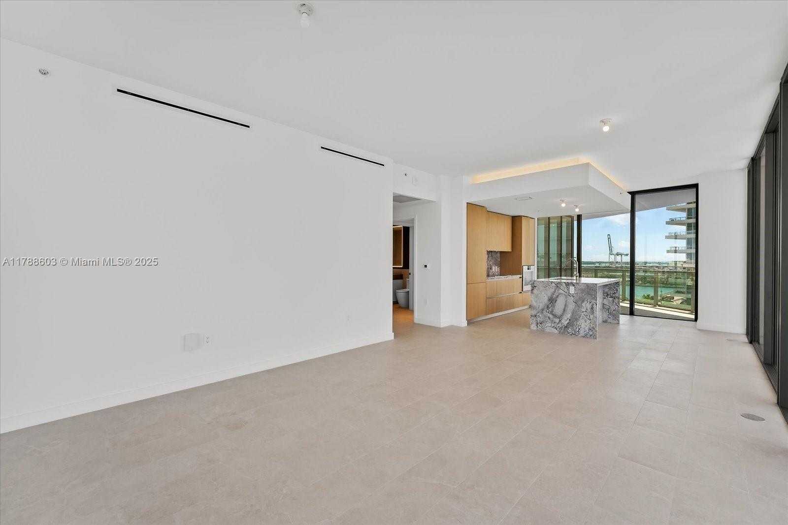 Small Image of 500 ALTON RD #1105, Miami Beach Number 16