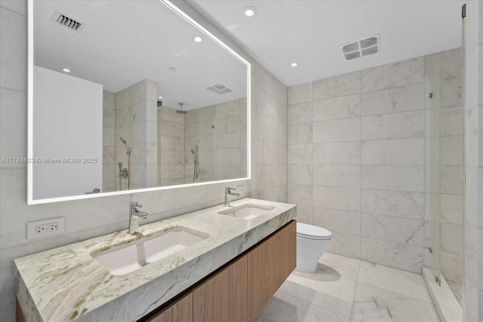 Small Image of 500 ALTON RD #1105, Miami Beach Number 20