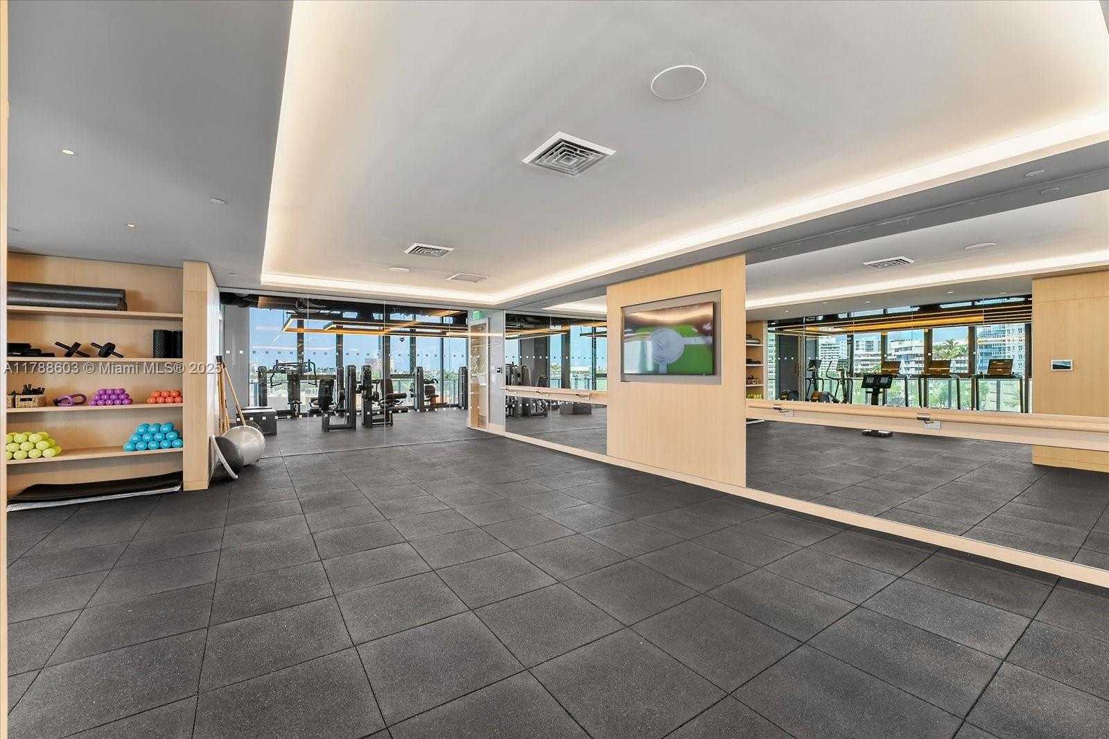 Small Image of 500 ALTON RD #1105, Miami Beach Number 29