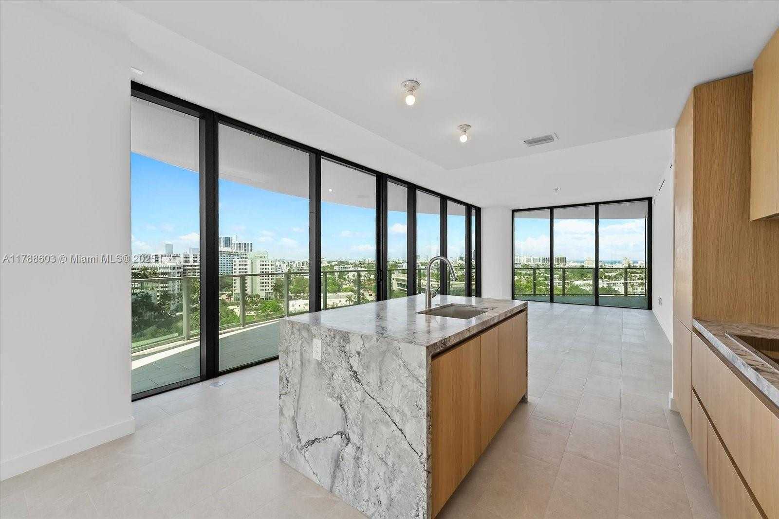 Small Image of 500 ALTON RD #1105, Miami Beach Number 5