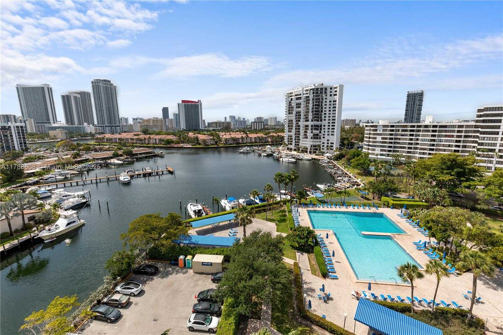 Small Image of 2500 PARKVIEW DR #1121, Hallandale Beach Number 35