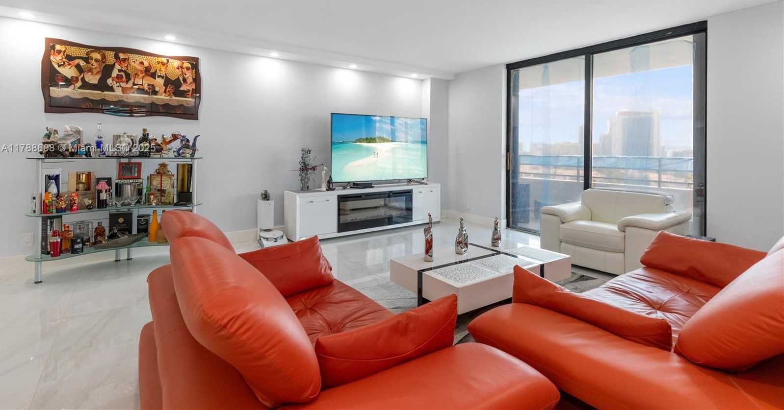Small Image of 2500 PARKVIEW DR #1121, Hallandale Beach Number 7