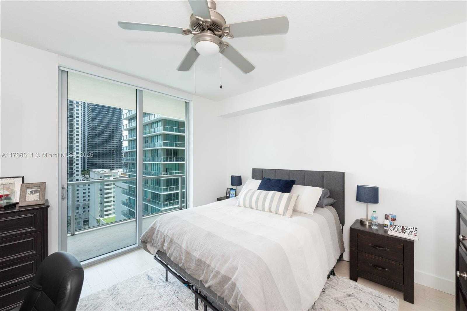Small Image of 79 SOUTH WEST 12TH ST #2011-S, Miami Number 10