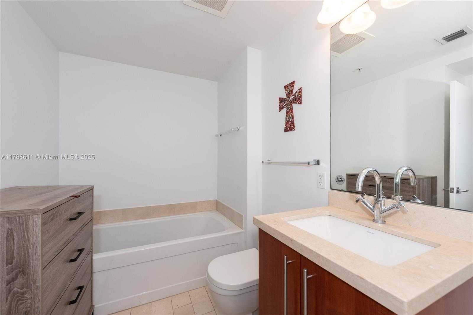 Small Image of 79 SOUTH WEST 12TH ST #2011-S, Miami Number 14
