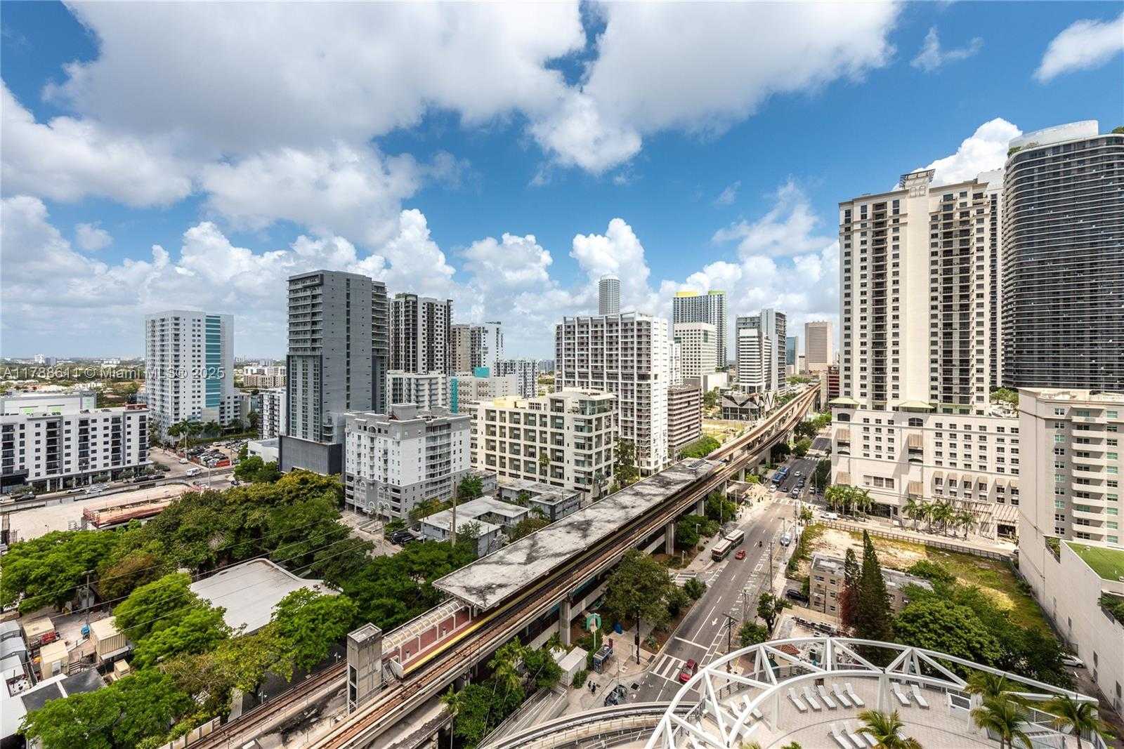Small Image of 79 SOUTH WEST 12TH ST #2011-S, Miami Number 24