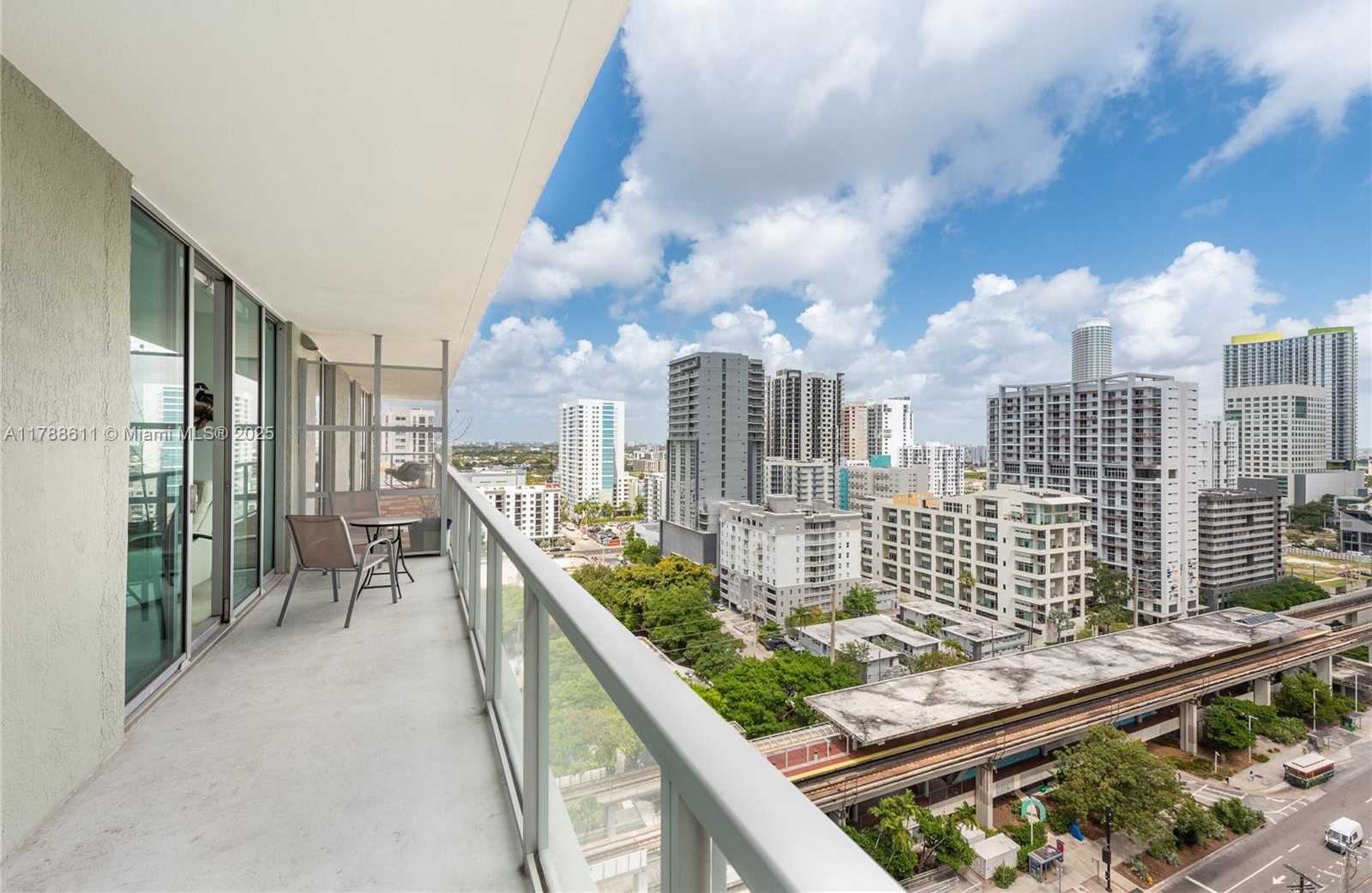 Small Image of 79 SOUTH WEST 12TH ST #2011-S, Miami Number 6