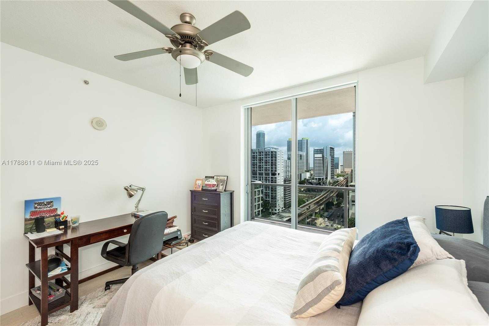 Small Image of 79 SOUTH WEST 12TH ST #2011-S, Miami Number 9