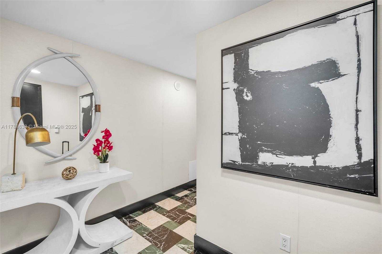 Small Image of 485 BRICKELL AVE #2508, Miami Number 19