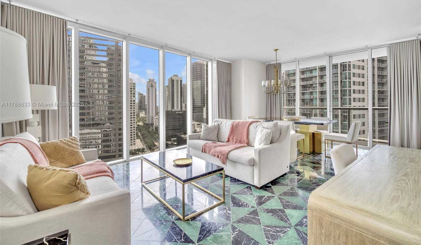 Small Image of 485 BRICKELL AVE #2508, Miami Number 5