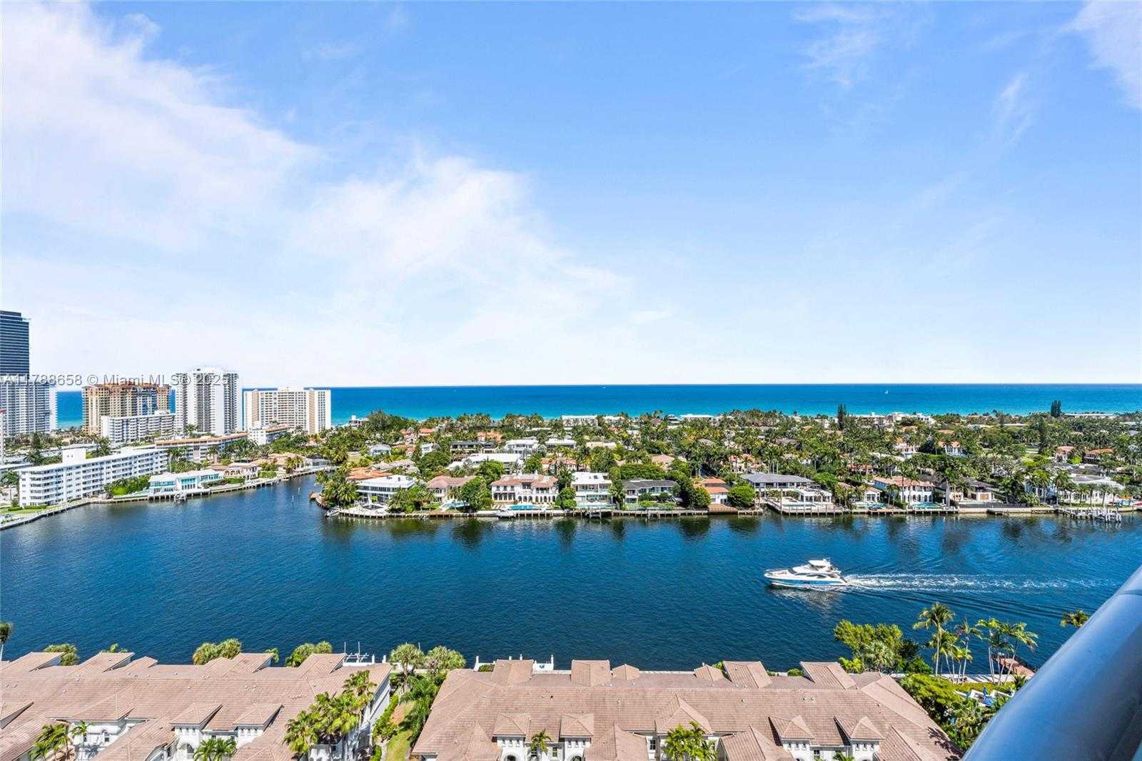 Small Image of 21200 POINT PL #1901, Aventura Number 2