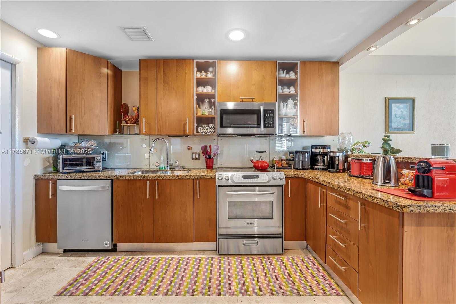 Small Image of 1945 SOUTH OCEAN DR #401, Hallandale Beach Number 13