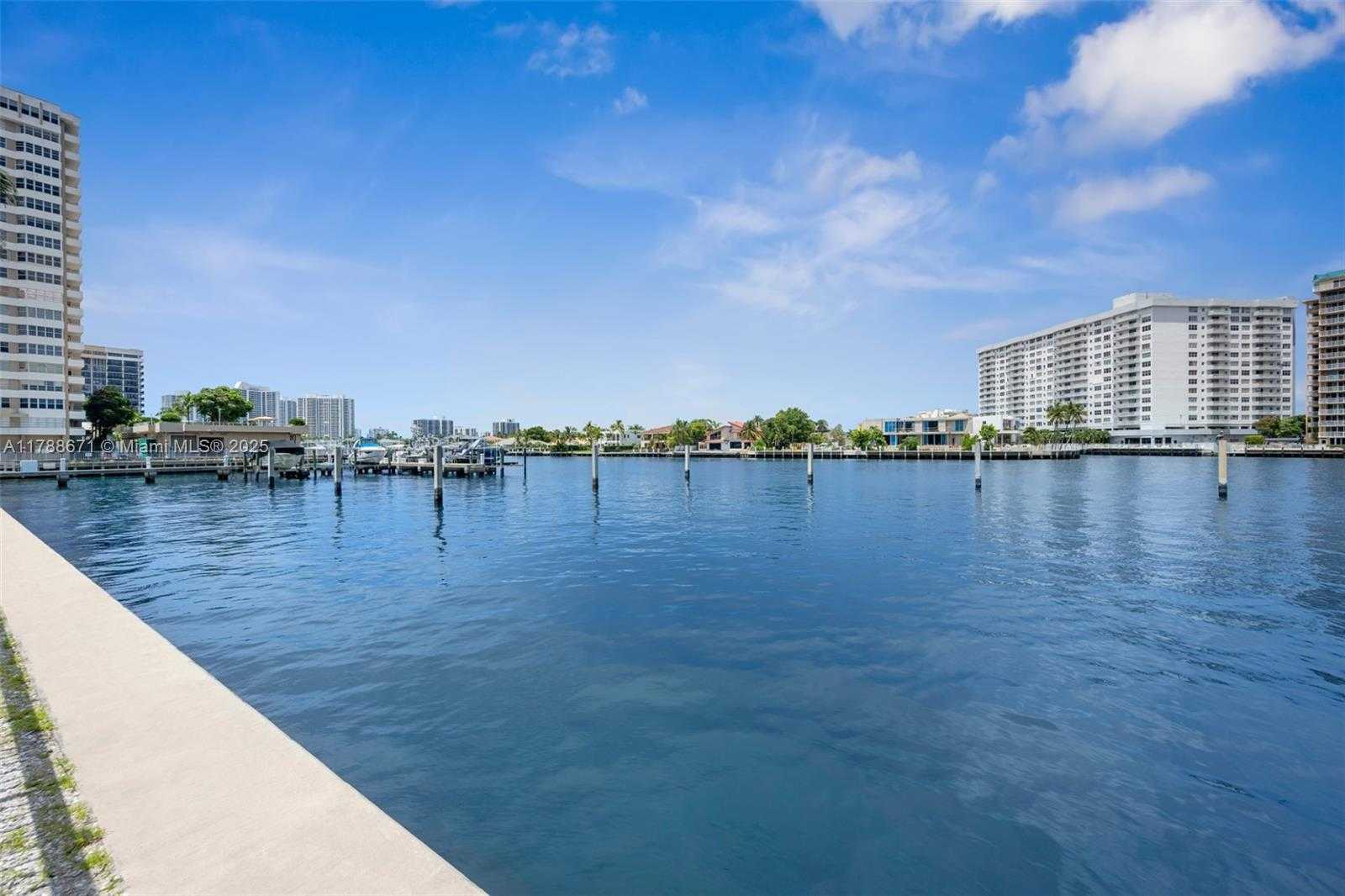 Small Image of 1945 SOUTH OCEAN DR #401, Hallandale Beach Number 23