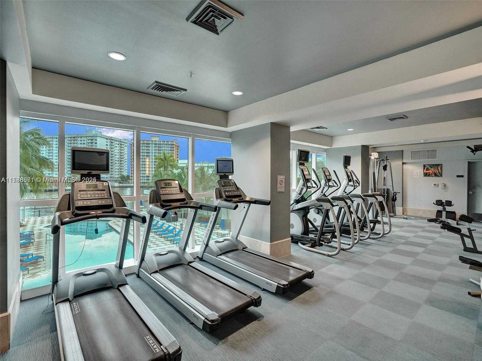 Small Image of 1945 SOUTH OCEAN DR #401, Hallandale Beach Number 24