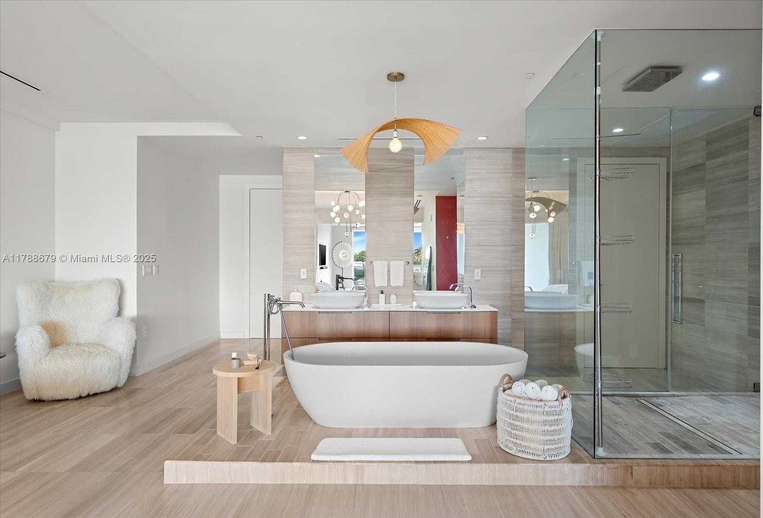 Small Image of 4701 NORTH MERIDIAN AVE #316, Miami Beach Number 5