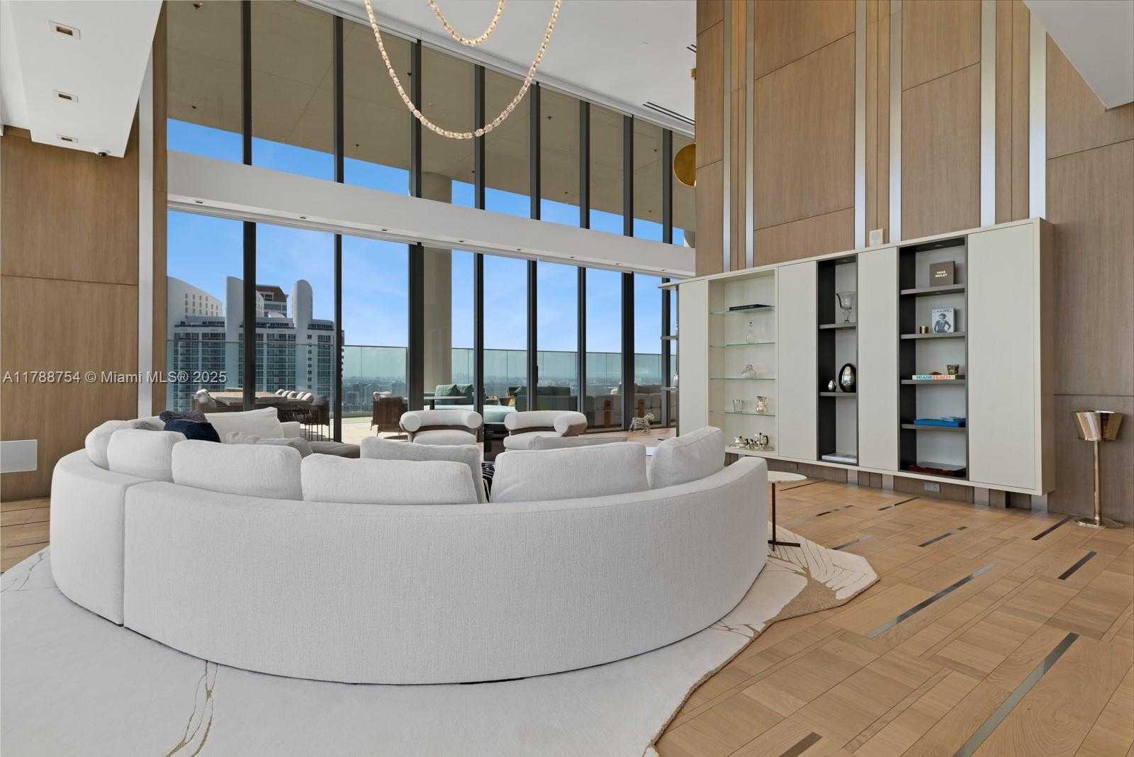 Small Image of 18501 COLLINS AVE #3704, Sunny Isles Beach Number 6