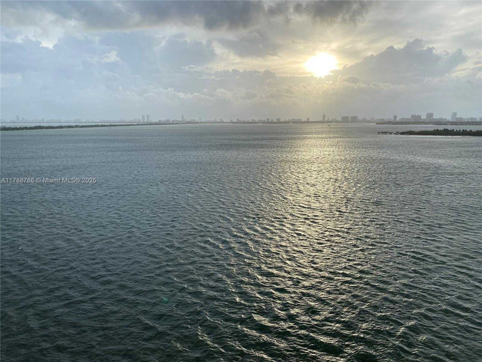 Small Image of 665 NORTH EAST 25TH ST #905, Miami Number 15