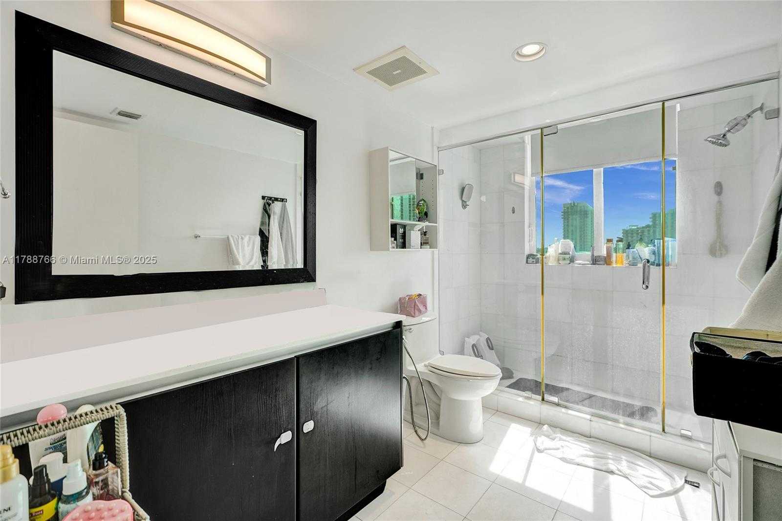 Small Image of 665 NORTH EAST 25TH ST #905, Miami Number 32