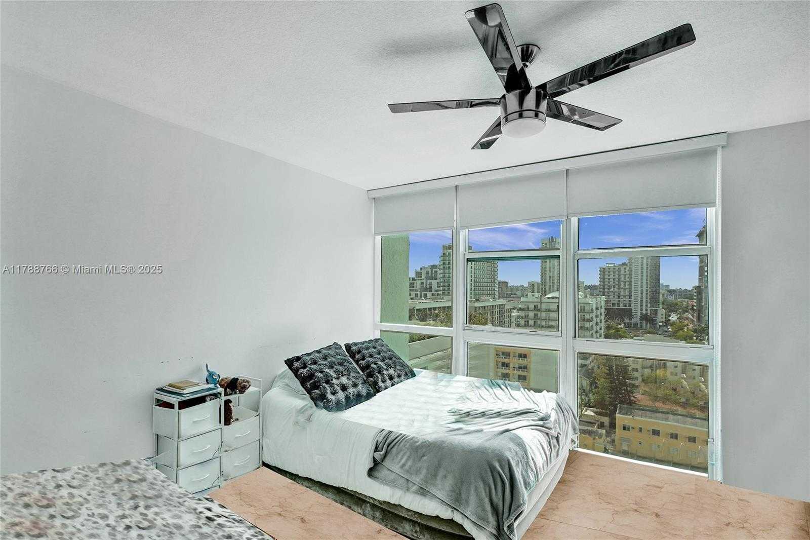 Small Image of 665 NORTH EAST 25TH ST #905, Miami Number 36