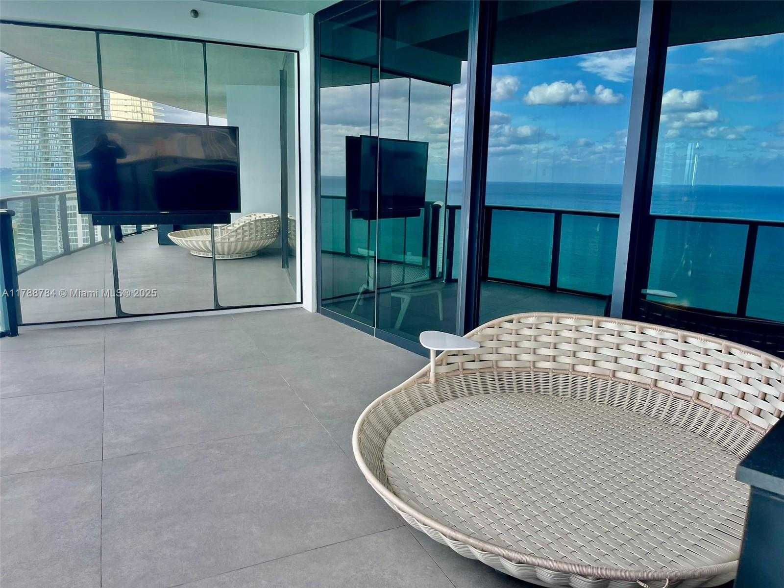 Small Image of 18555 COLLINS AVE #3705, Sunny Isles Beach Number 10