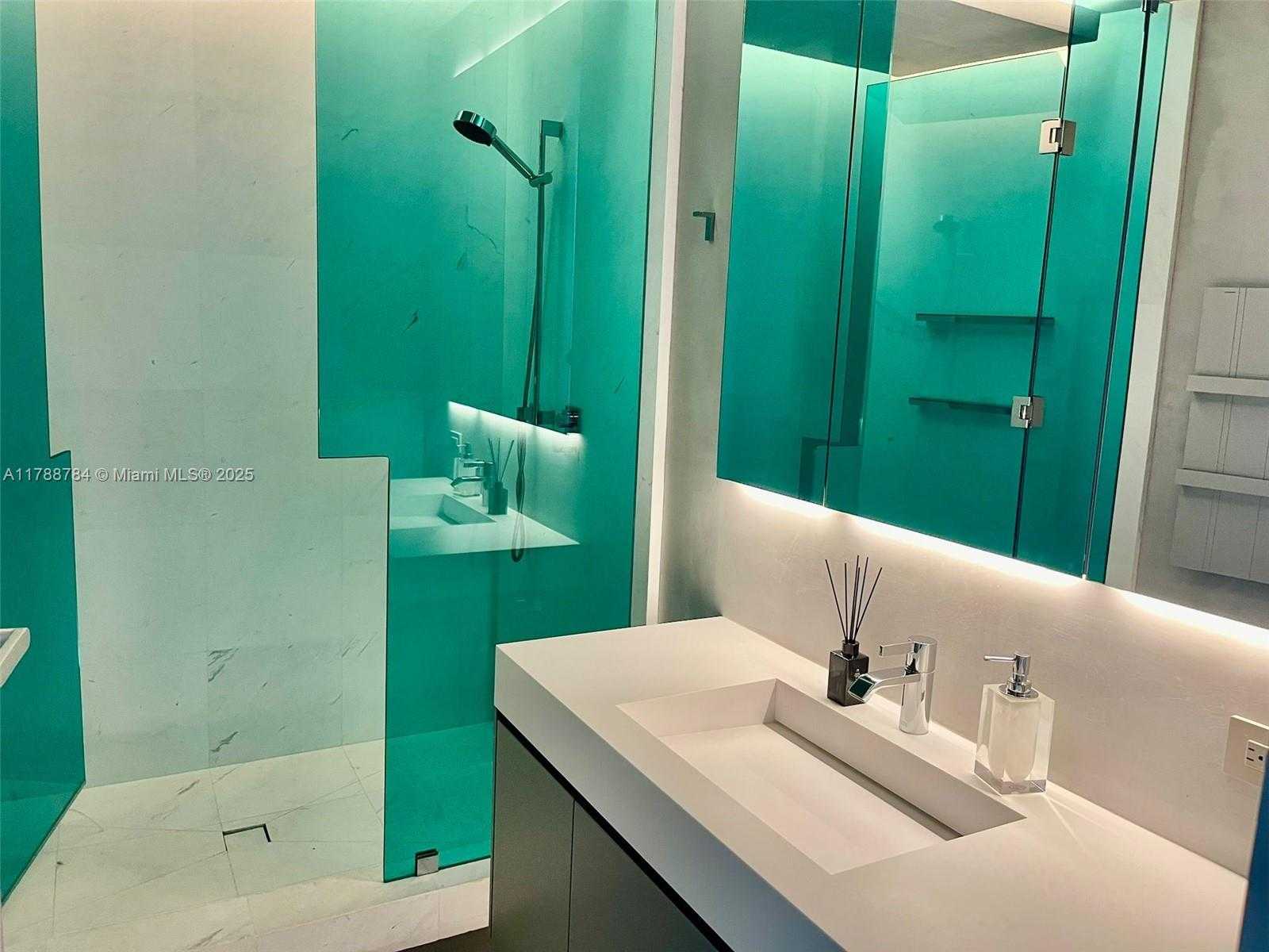 Small Image of 18555 COLLINS AVE #3705, Sunny Isles Beach Number 27