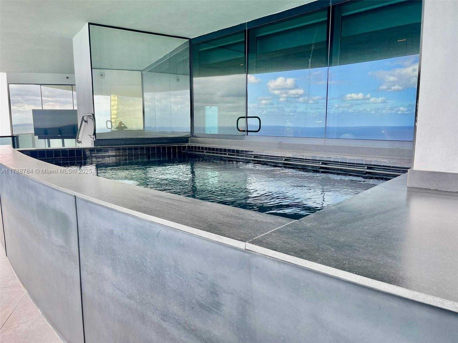 Small Image of 18555 COLLINS AVE #3705, Sunny Isles Beach Number 6
