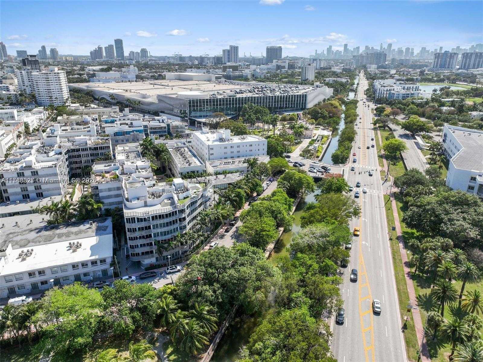 Small Image of 2155 WASHINGTON CT #309, Miami Beach Number 26