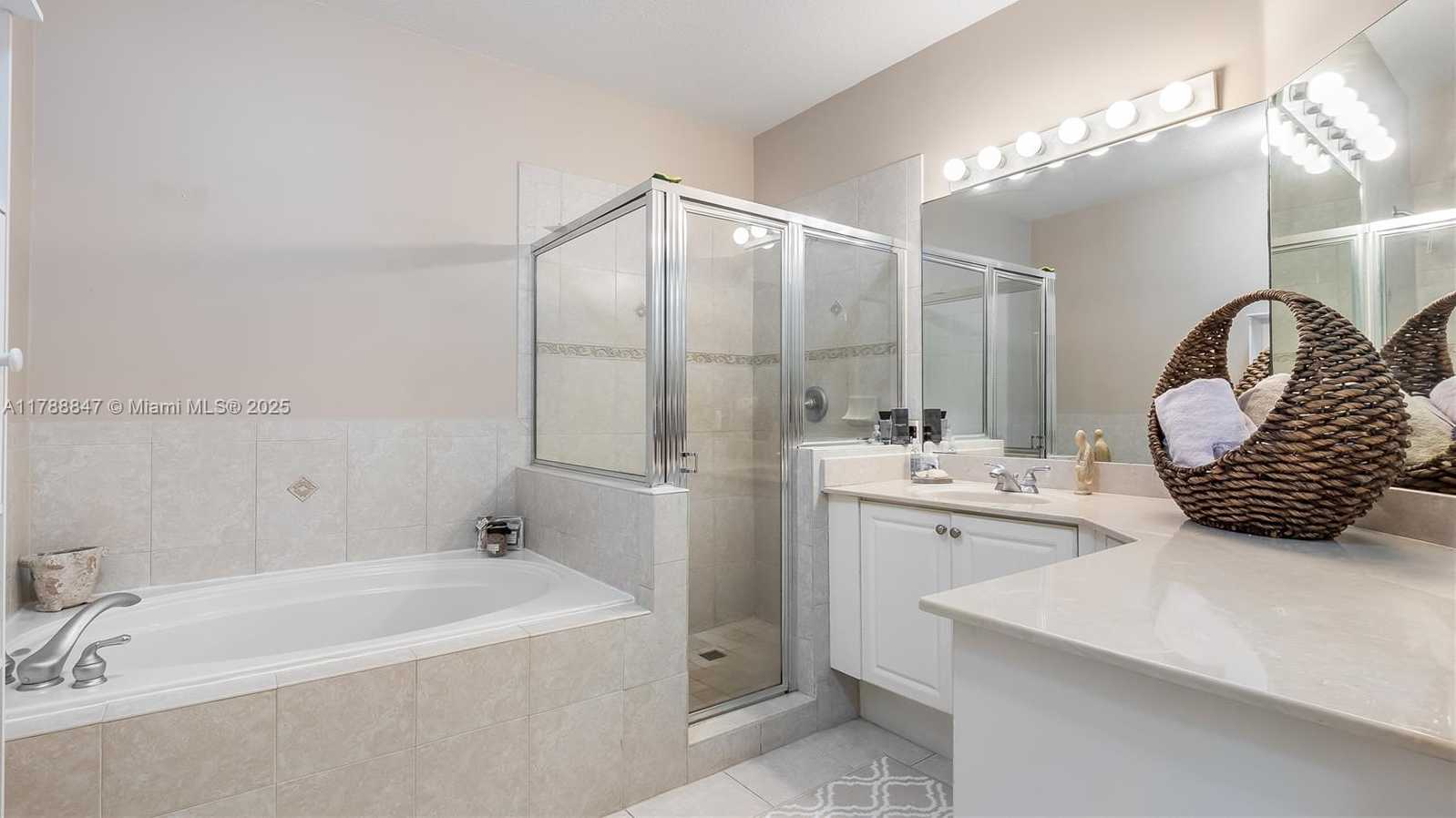 Small Image of 12752 SOUTH WEST 49TH CT, Miramar Number 21