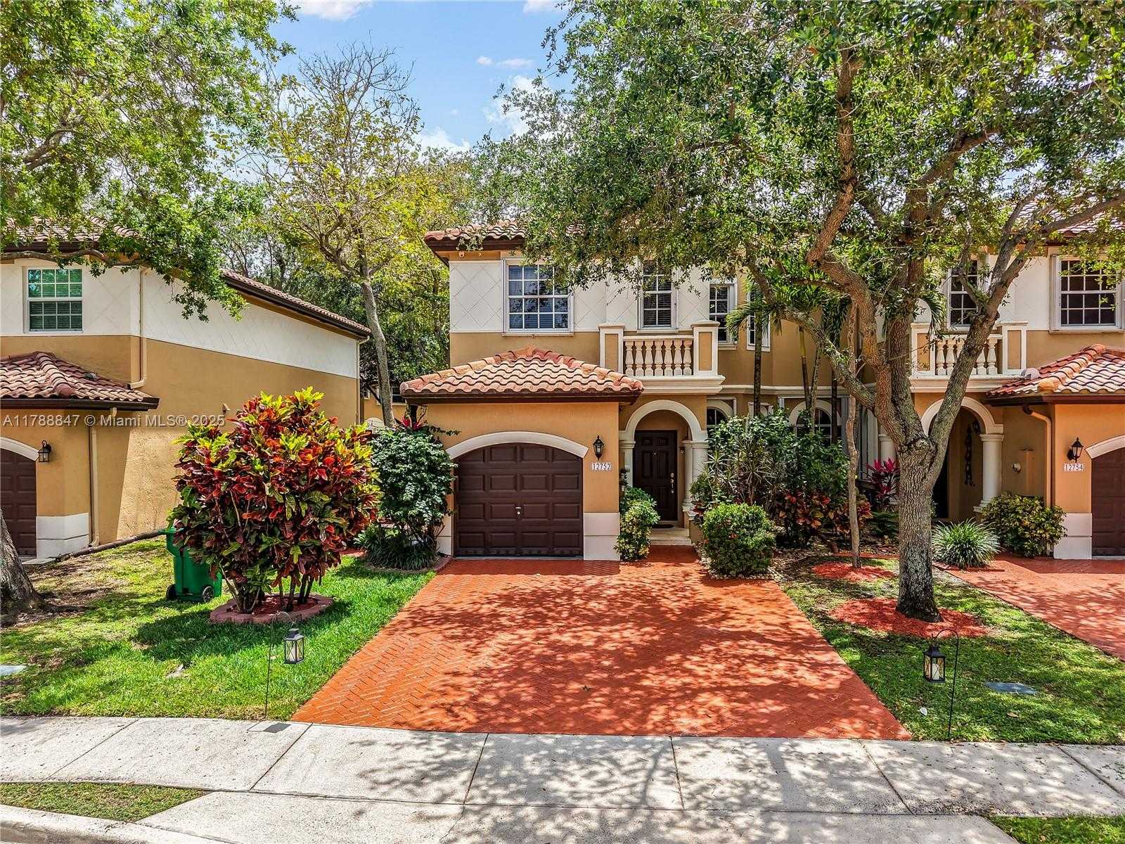 Small Image of 12752 SOUTH WEST 49TH CT, Miramar Number 3