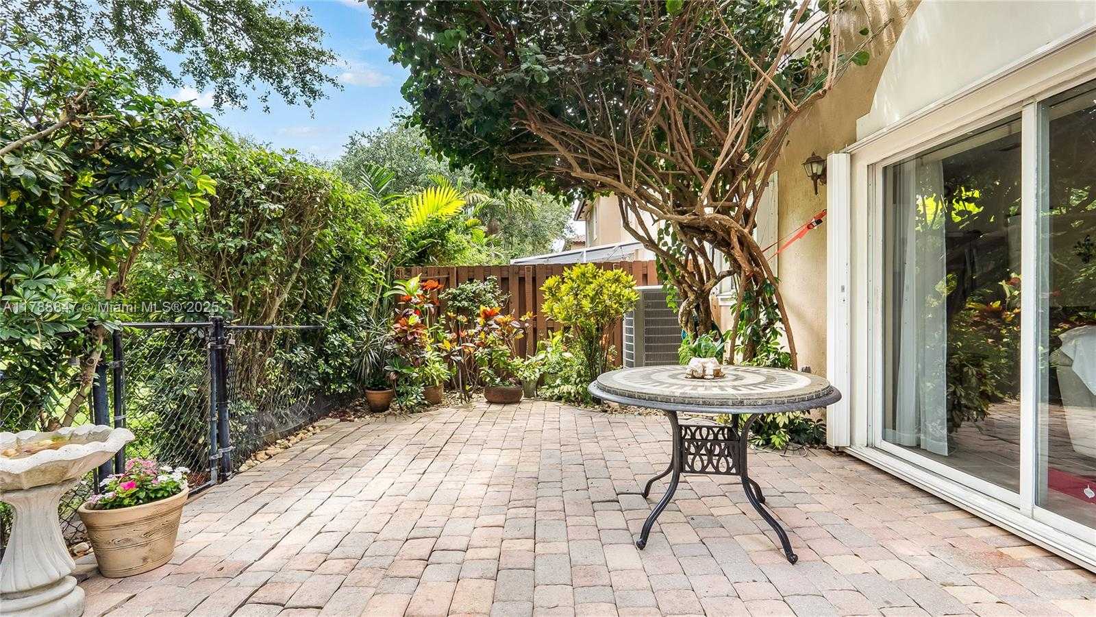 Small Image of 12752 SOUTH WEST 49TH CT, Miramar Number 33