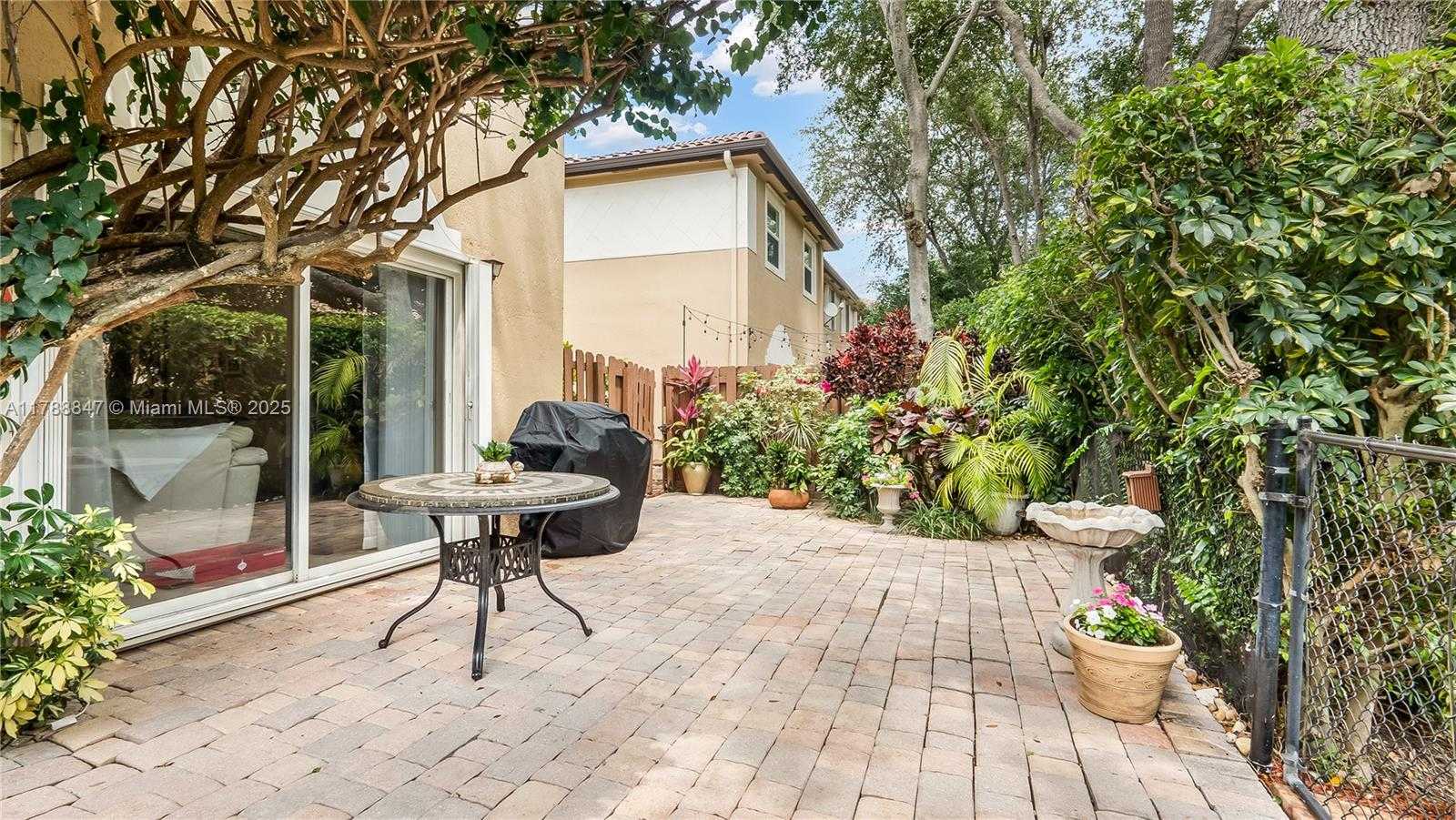 Small Image of 12752 SOUTH WEST 49TH CT, Miramar Number 34