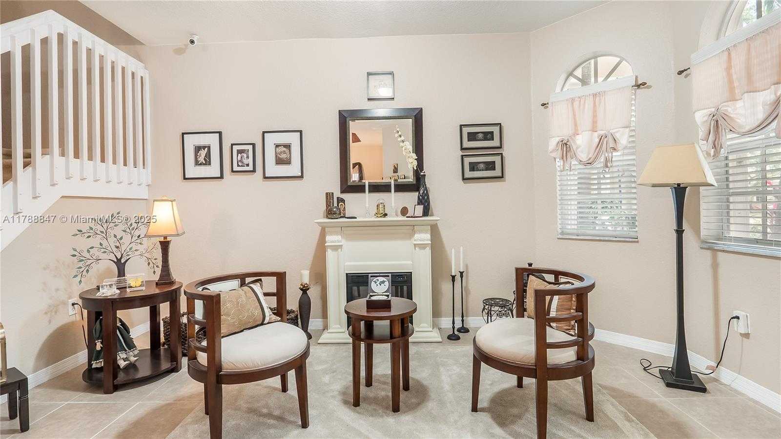 Small Image of 12752 SOUTH WEST 49TH CT, Miramar Number 6
