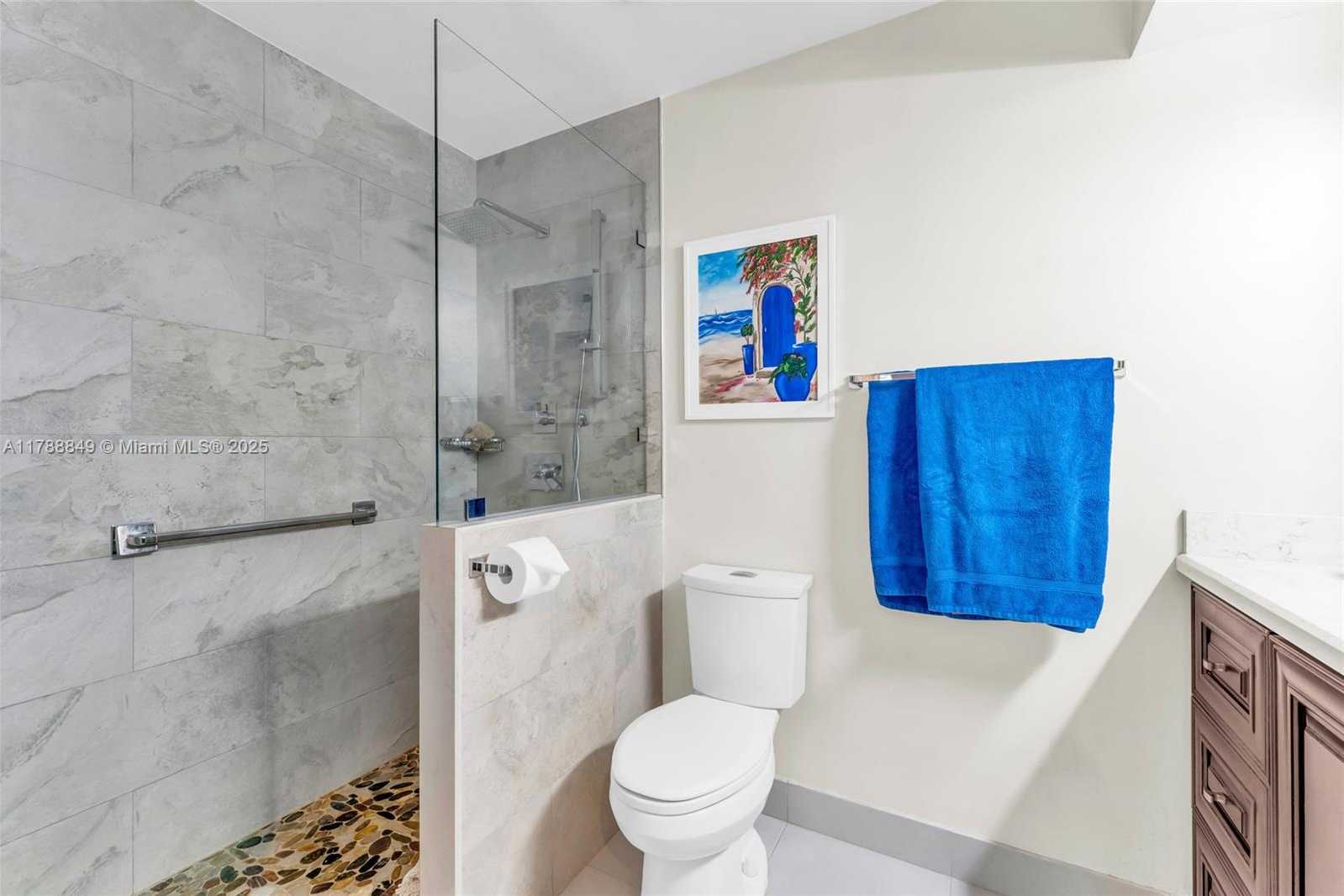 Small Image of 8735 SOUTH WEST 113TH CT, Miami Number 22
