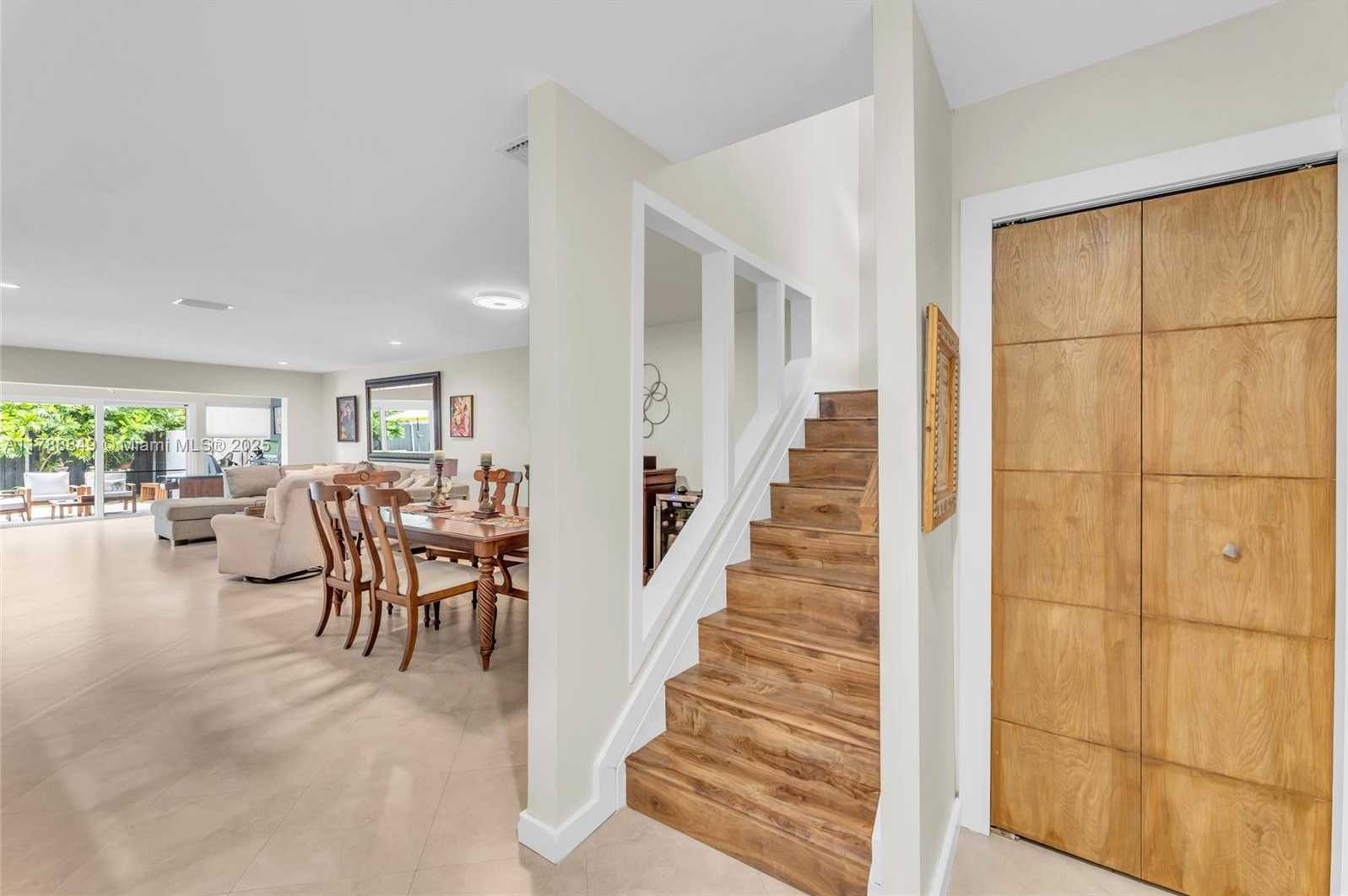 Small Image of 8735 SOUTH WEST 113TH CT, Miami Number 8