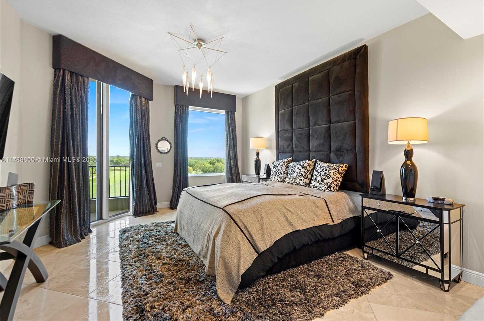 Small Image of 13621 DEERING BAY DR #601, Coral Gables Number 17