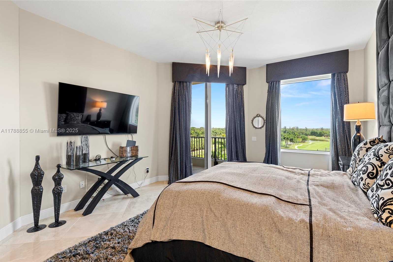 Small Image of 13621 DEERING BAY DR #601, Coral Gables Number 18