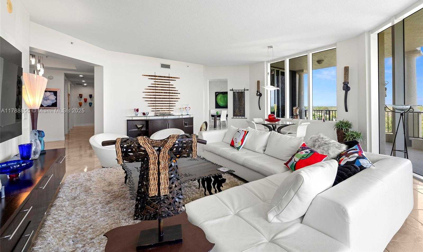 Small Image of 13621 DEERING BAY DR #601, Coral Gables Number 5