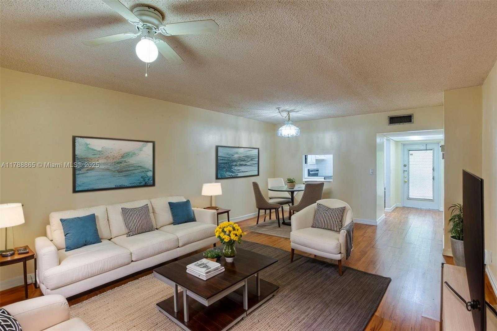 Small Image of 1005 COUNTRY CLUB DR #408, Margate Number 6