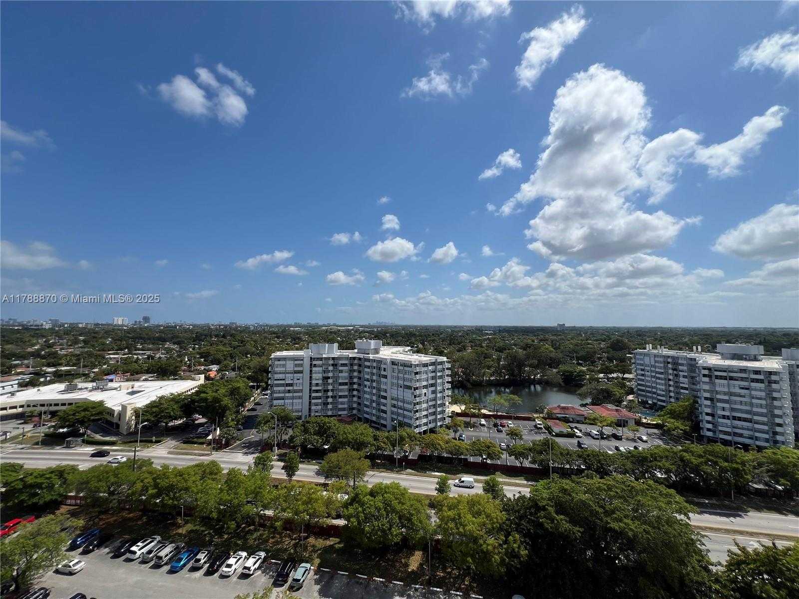 Small Image of 1351 Miami Gardens Dr, Miami Gardens, FL 33169, USA Number 11