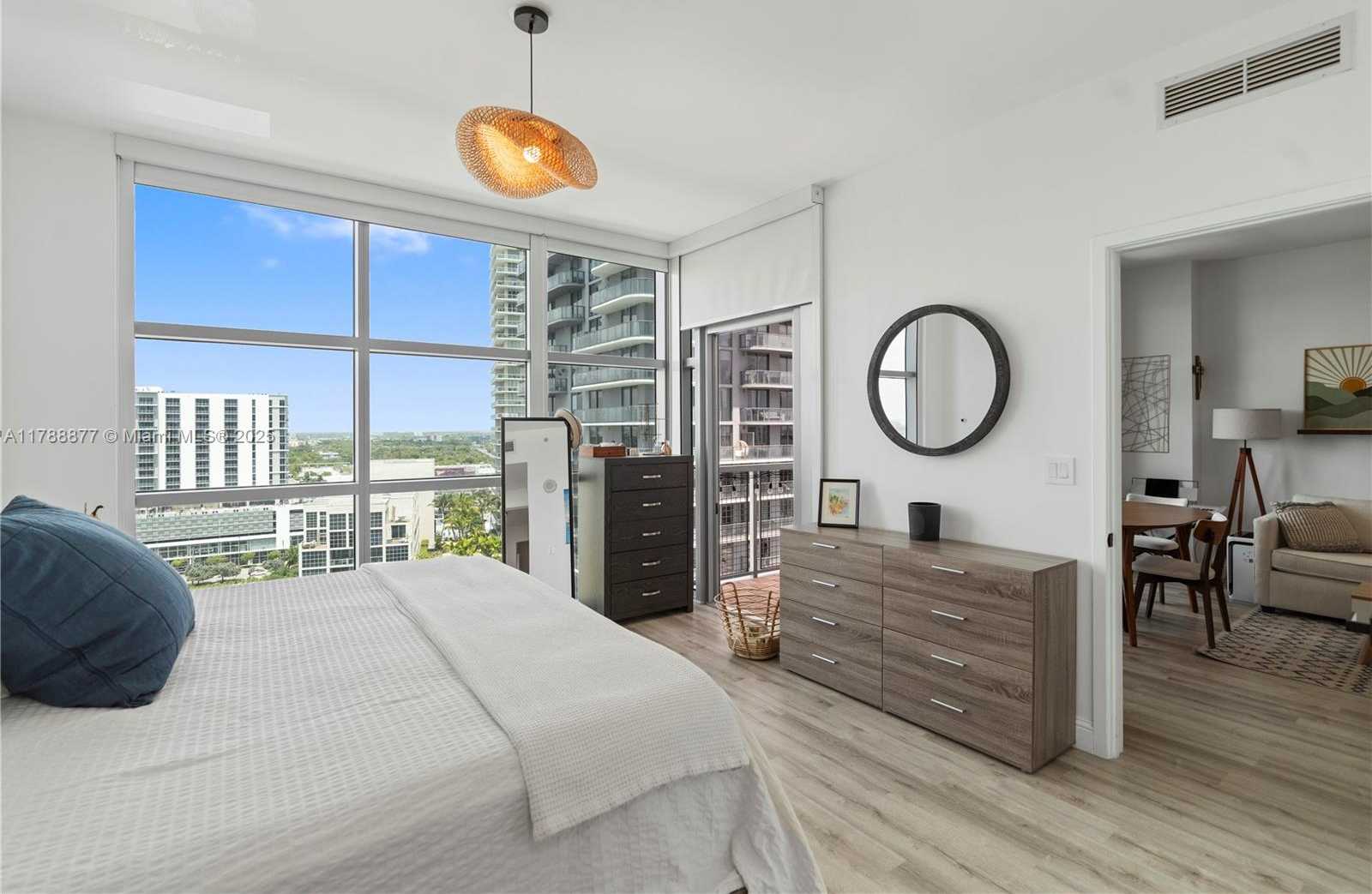 Small Image of 3301 NORTH EAST 1ST AVE #H1611, Miami Number 15