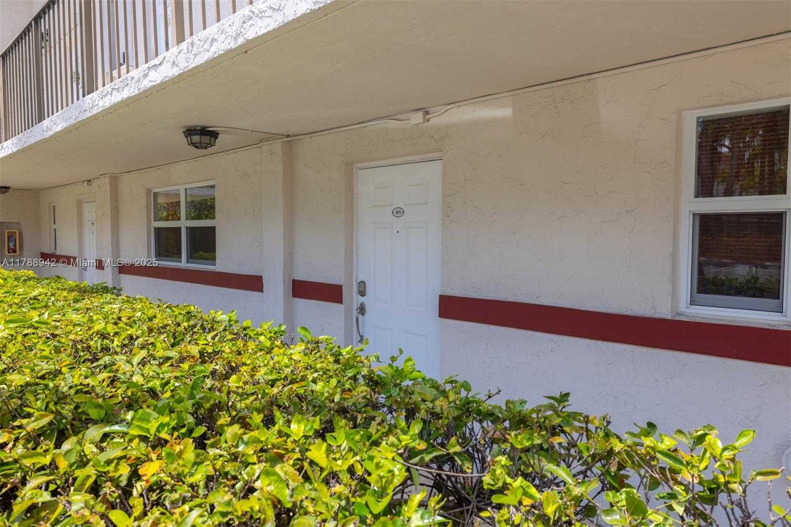 Small Image of 6707 NORTH KENDALL DR #105, Pinecrest Number 2