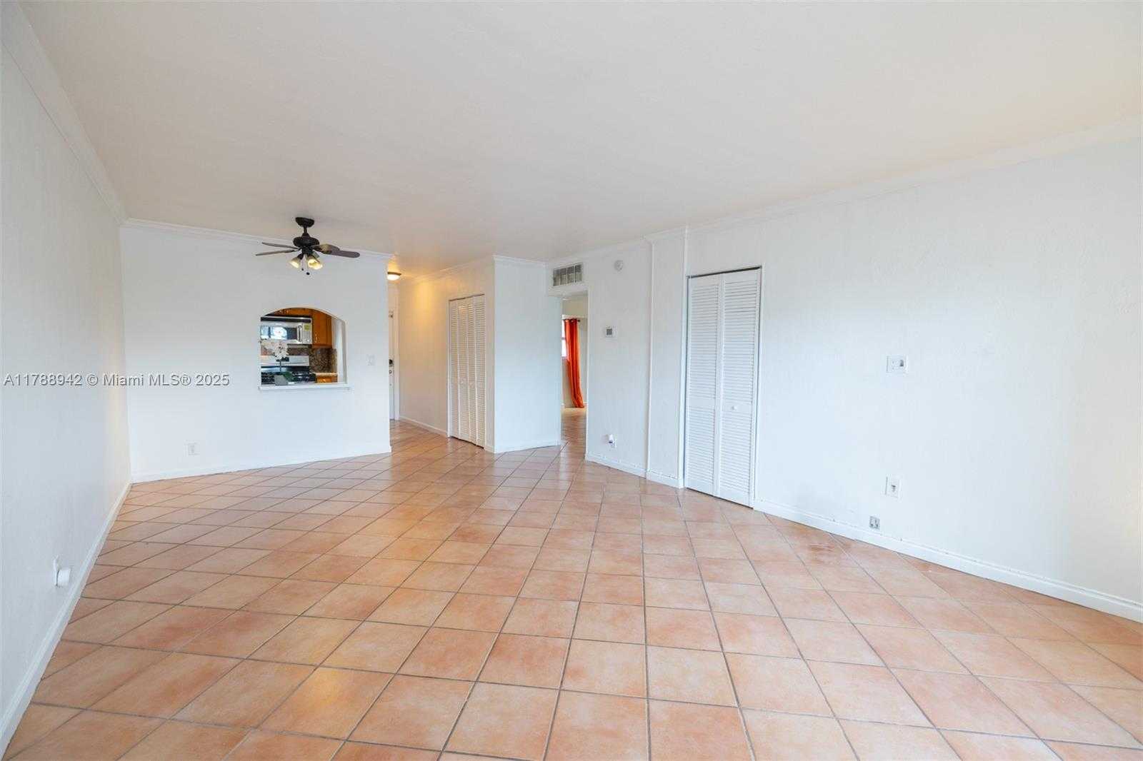 Small Image of 6707 NORTH KENDALL DR #105, Pinecrest Number 3
