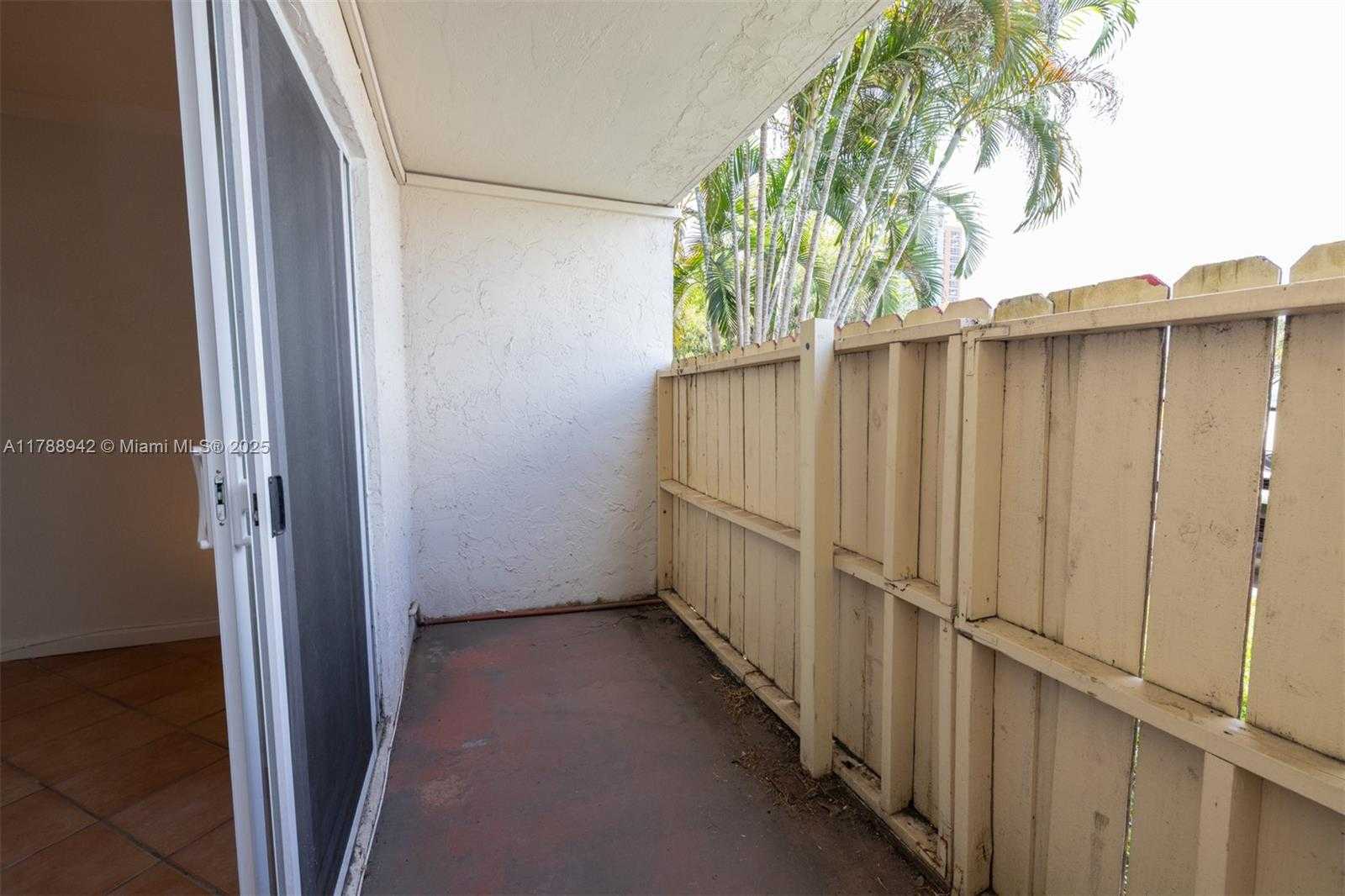 Small Image of 6707 NORTH KENDALL DR #105, Pinecrest Number 7