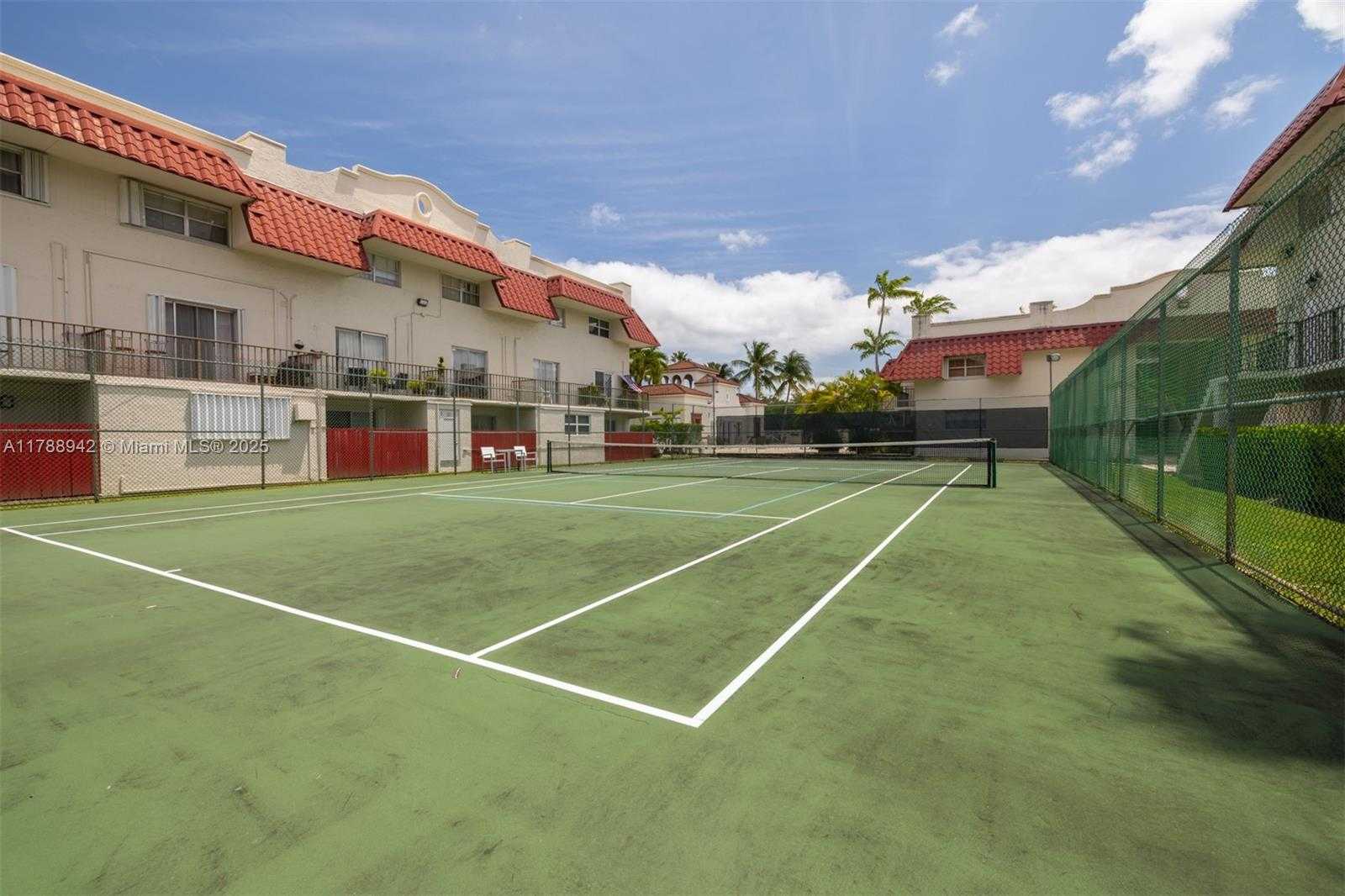 Small Image of 6707 NORTH KENDALL DR #105, Pinecrest Number 9