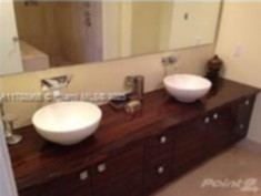 Small Image of 5875 COLLINS AVE #1006, Miami Beach Number 9