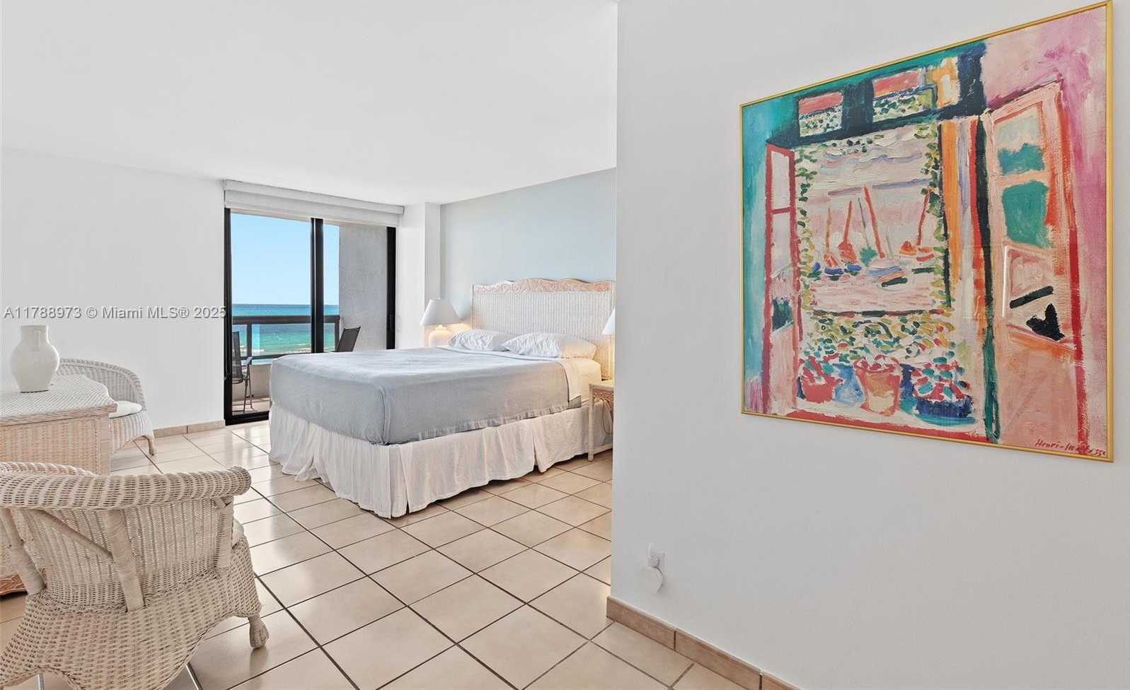 Small Image of 2555 COLLINS AVE #805, Miami Beach Number 11